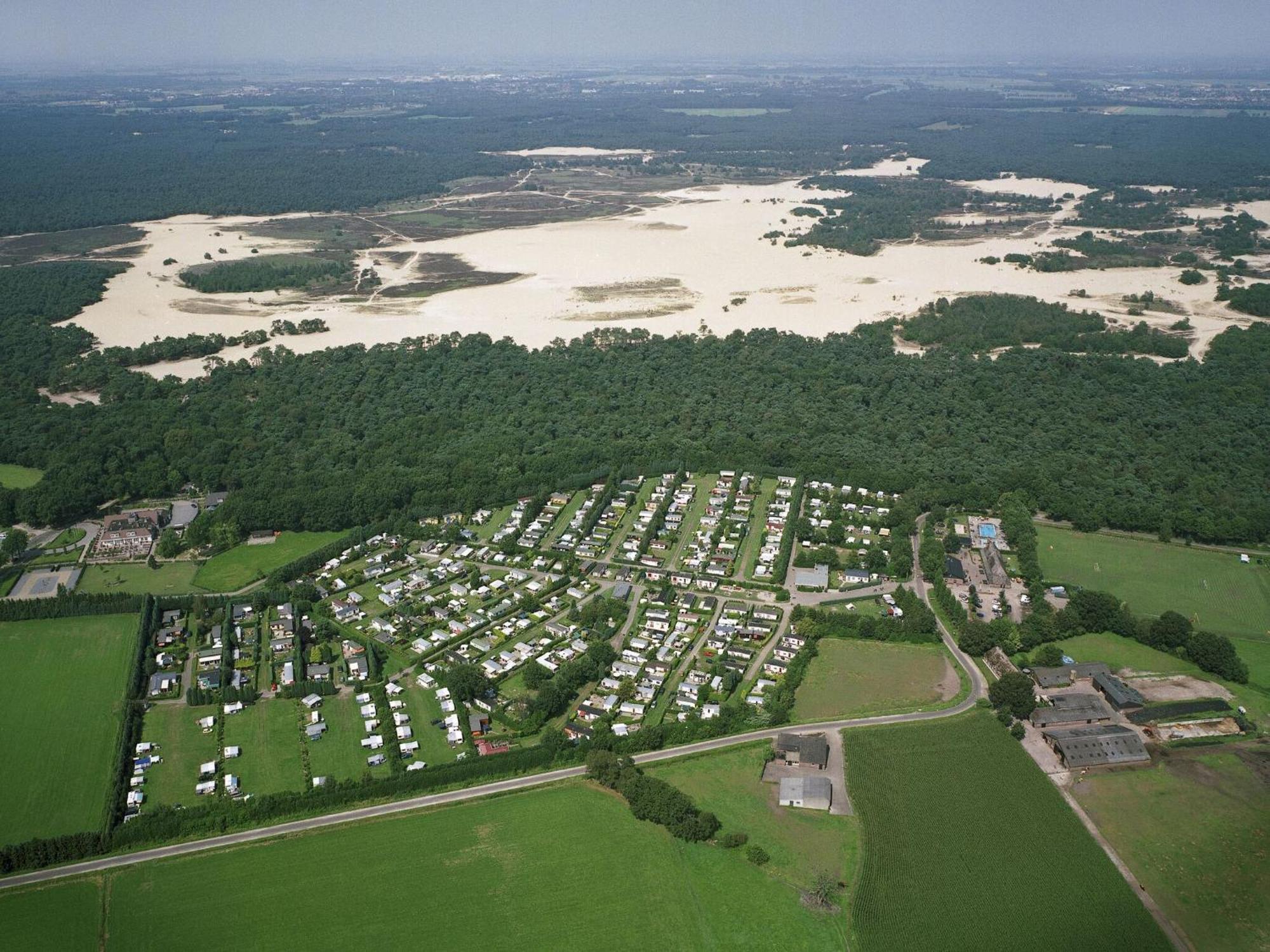 Chalet Near Loonse And Drunense Duinen Villa Udenhout Exterior photo